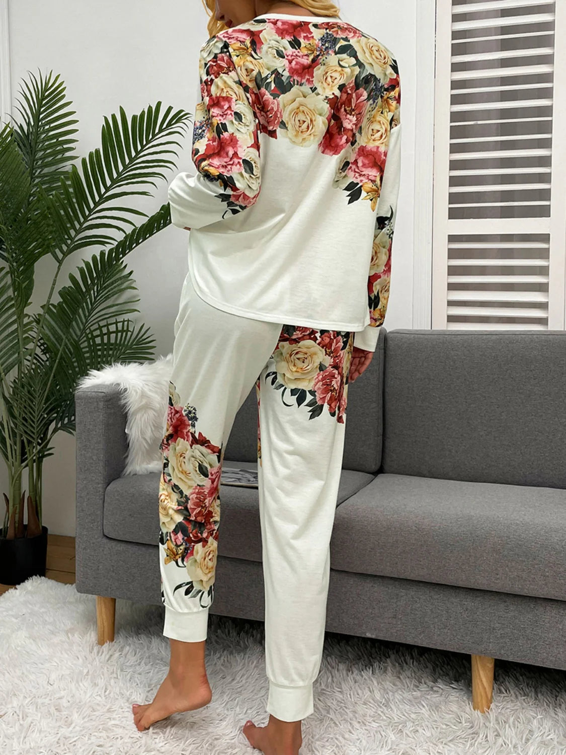 Printed round Neck Top and Pants Lounge Set